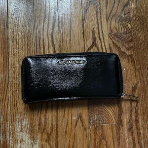 Micheal Kors wallet